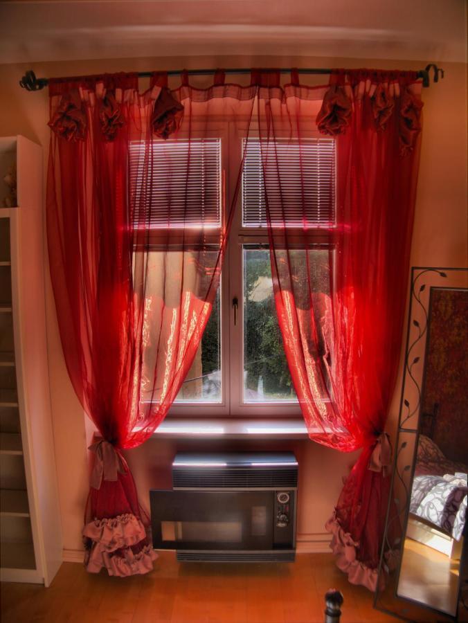 Stela'S Apartments - Vysehrad Prague Ngoại thất bức ảnh